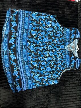 Blue Floral Paisley Sleeveless Shell Top